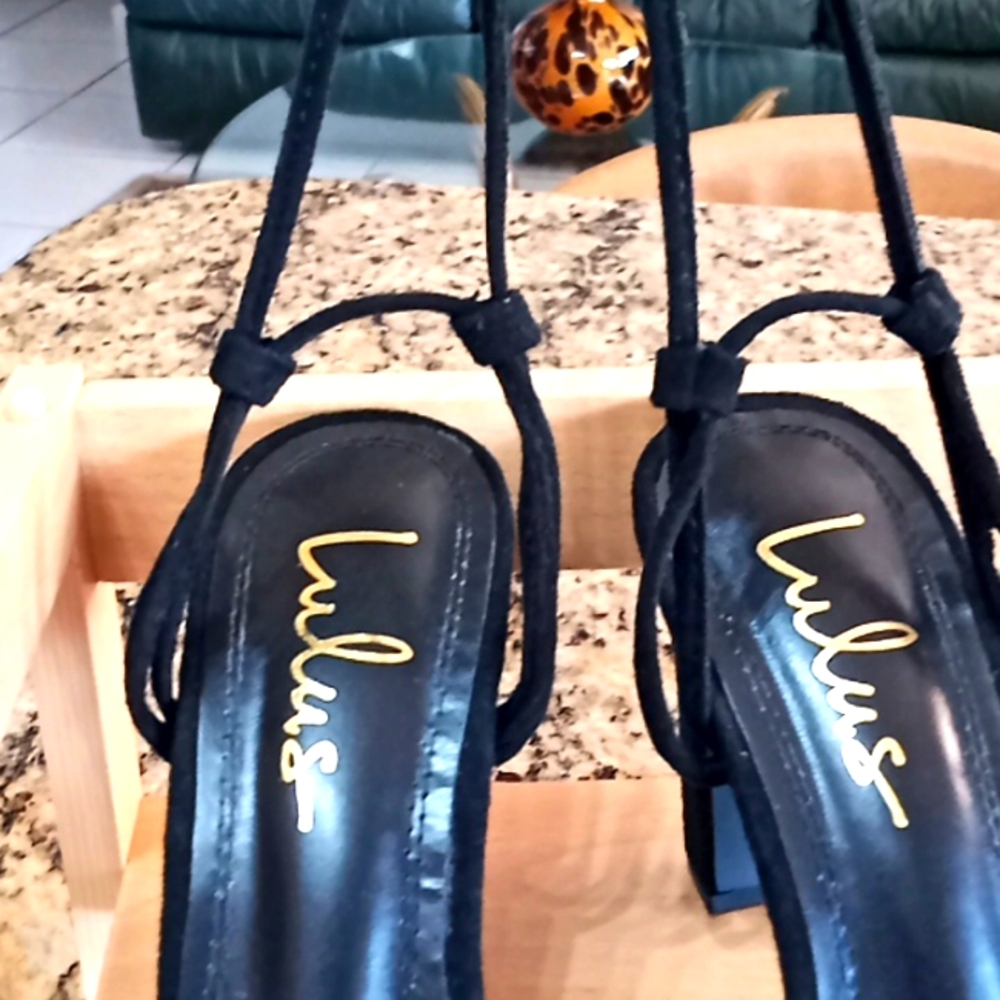 Lulus XYLIA Black Velvet Lace-Up Heels. Size 6 1/2. Very Good Cond. Really Cute! - Picture 4 of 15